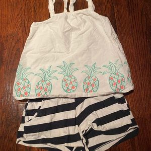 A&F top and H&M short for Girl